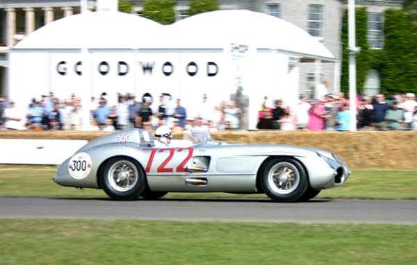 Mercedes300SLR11.jpg